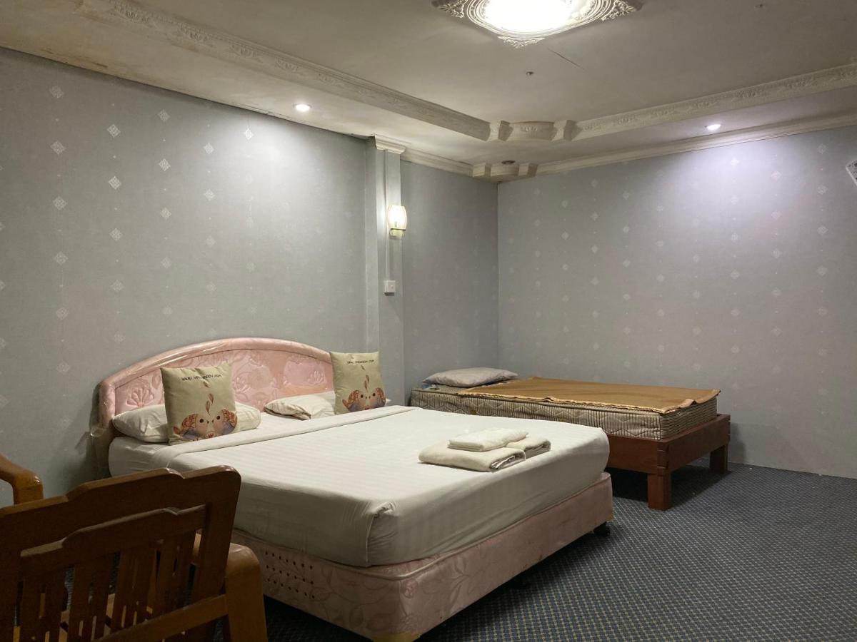 Yaewaddy Motel Gyogon Exteriör bild